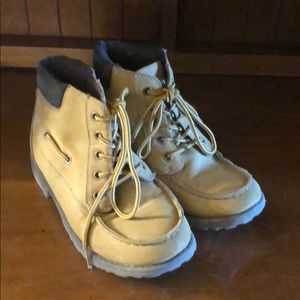 2/$5 Size 2 boys boots